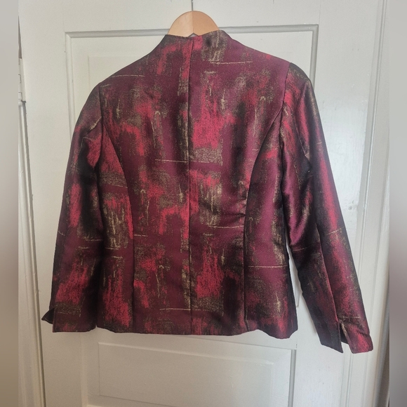Coldwater Creek Women's Long Sleeve Red Patterned Jacket w/1Hook Closure Size XS - Picture 5 of 5